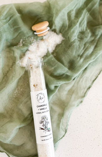 Chamomile + Vanilla Bath Salt