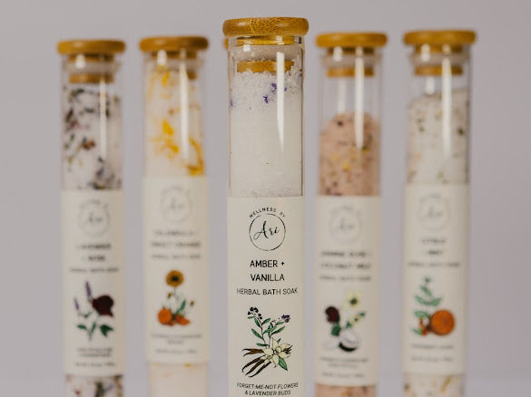 Amber + Vanilla Bath Salt