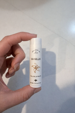 Load image into Gallery viewer, Tallow Lip Balm – Natural Beeswax Lip Balm for Dry Lips | Vanilla, Chocolate Peppermint, Unscented