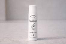 Load image into Gallery viewer, Tallow Lip Balm – Natural Beeswax Lip Balm for Dry Lips | Vanilla, Chocolate Peppermint, Unscented